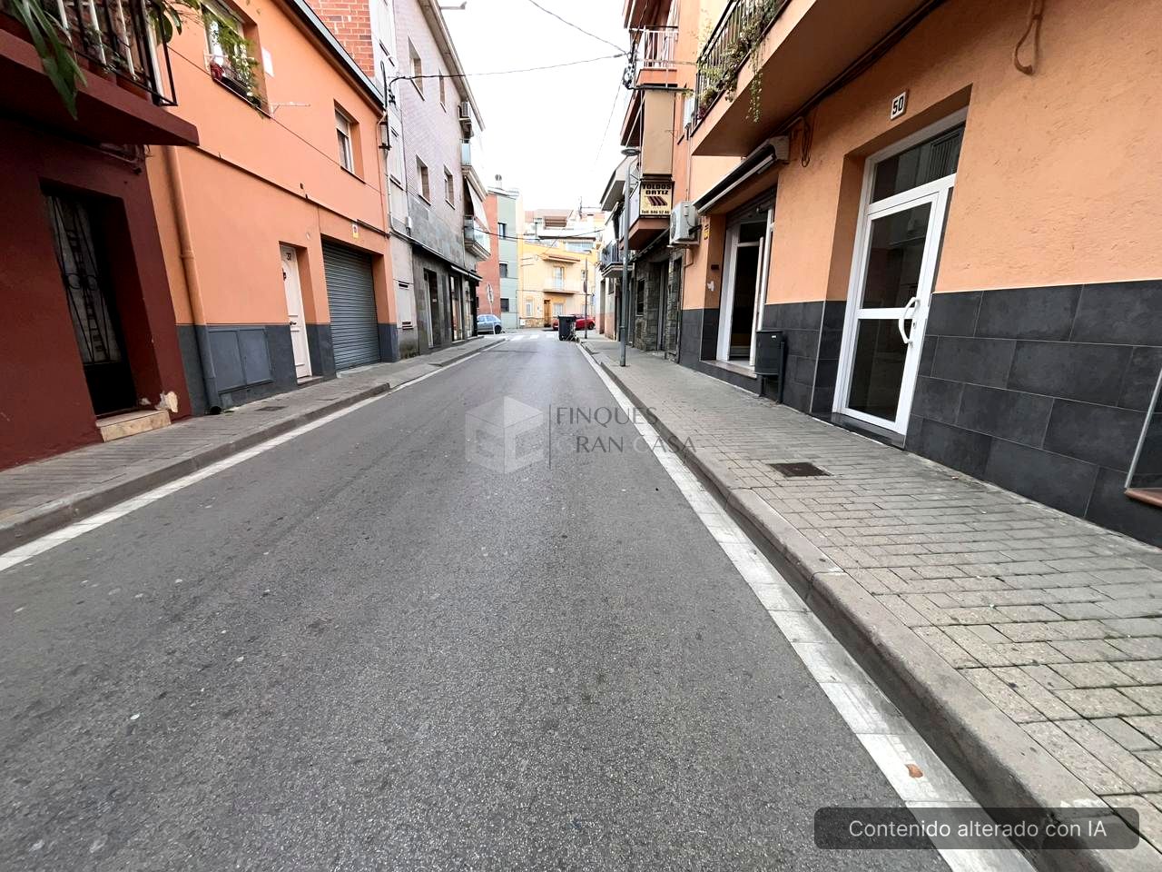 Local en Carrer Montseny, Canovelles, Barcelona de 70 m2