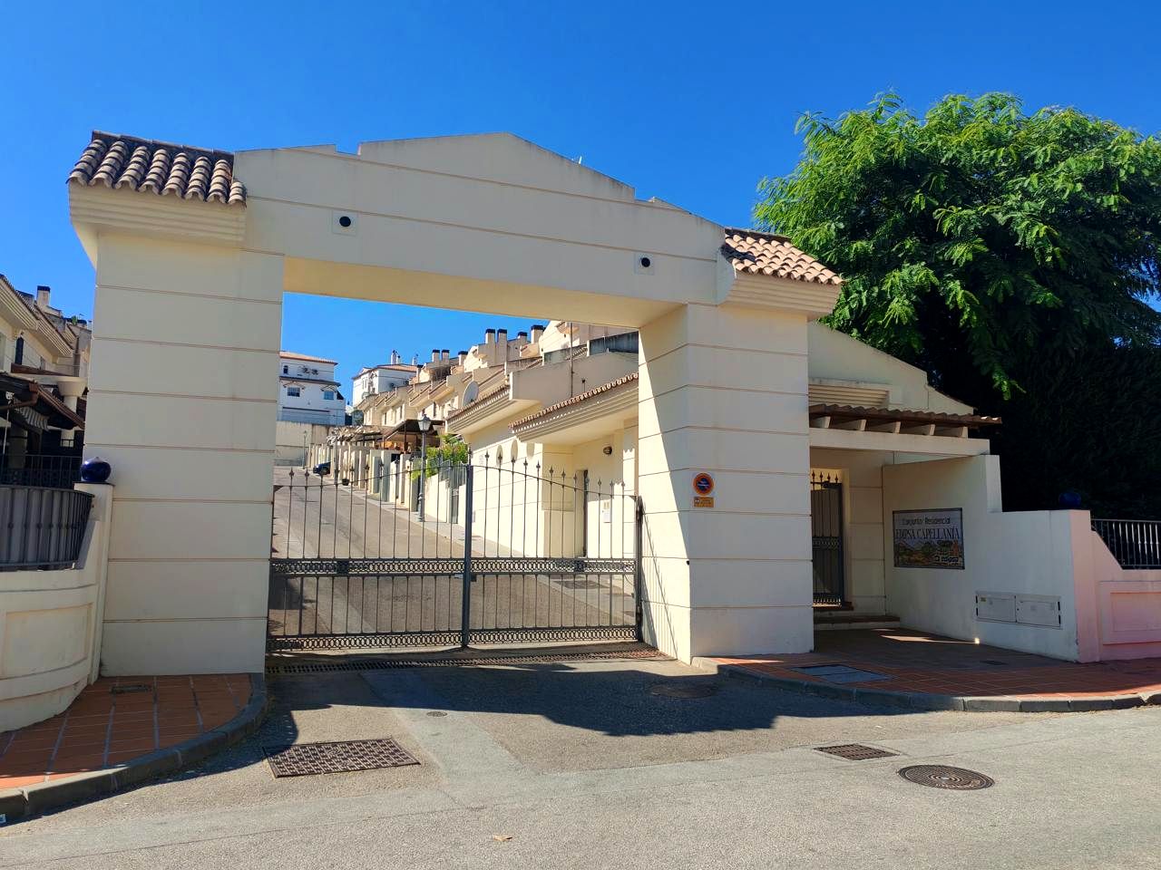 Casa / chalet en Calle la Zarzuela, Alhaurín de la Torre, Málaga de 187 m2