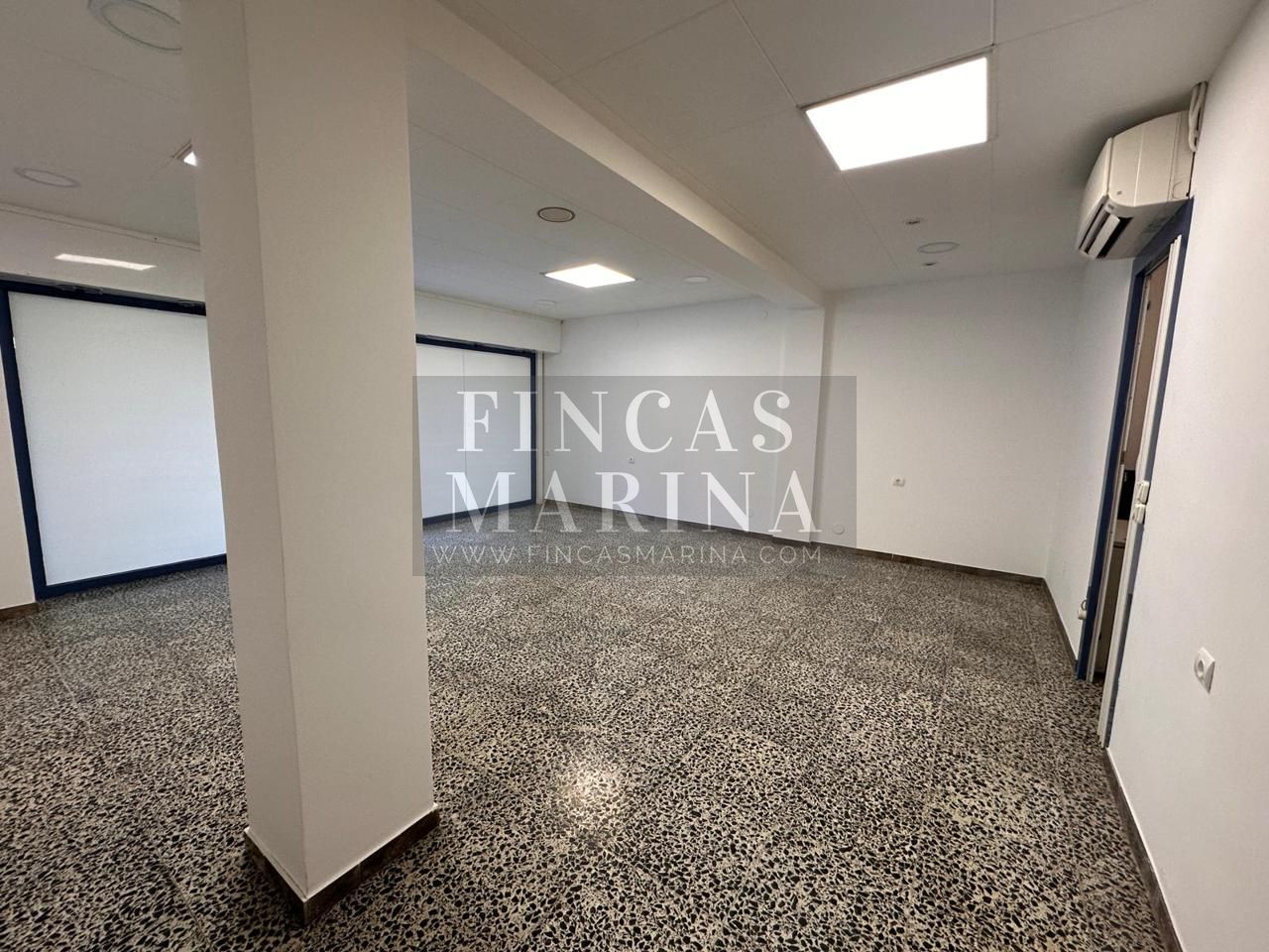 Local en Passeig de Joan Maragall, Gavà, Barcelona de 47 m2