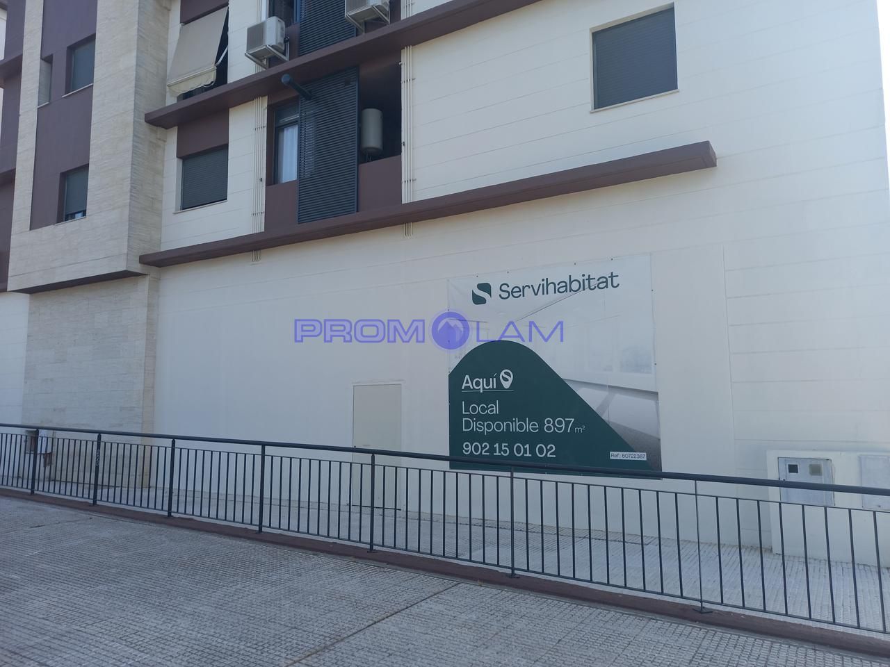 locales-comerciales en mairena-del-aljarafe · none 349000€