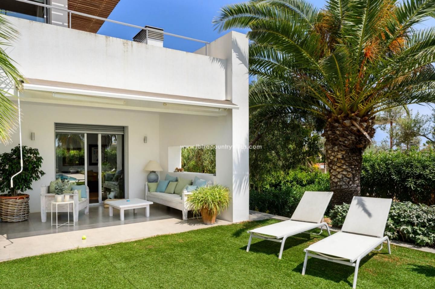 Charming modern villa close to Ibiza town