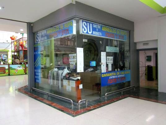 Local en Avenida de los Poblados, Madrid, Madrid de 30 m2