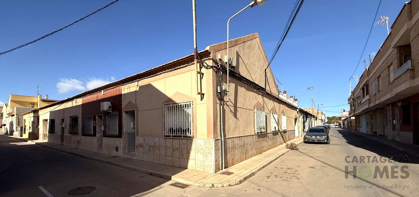 casas-adosadas en cartagena · los-dolores 199500€