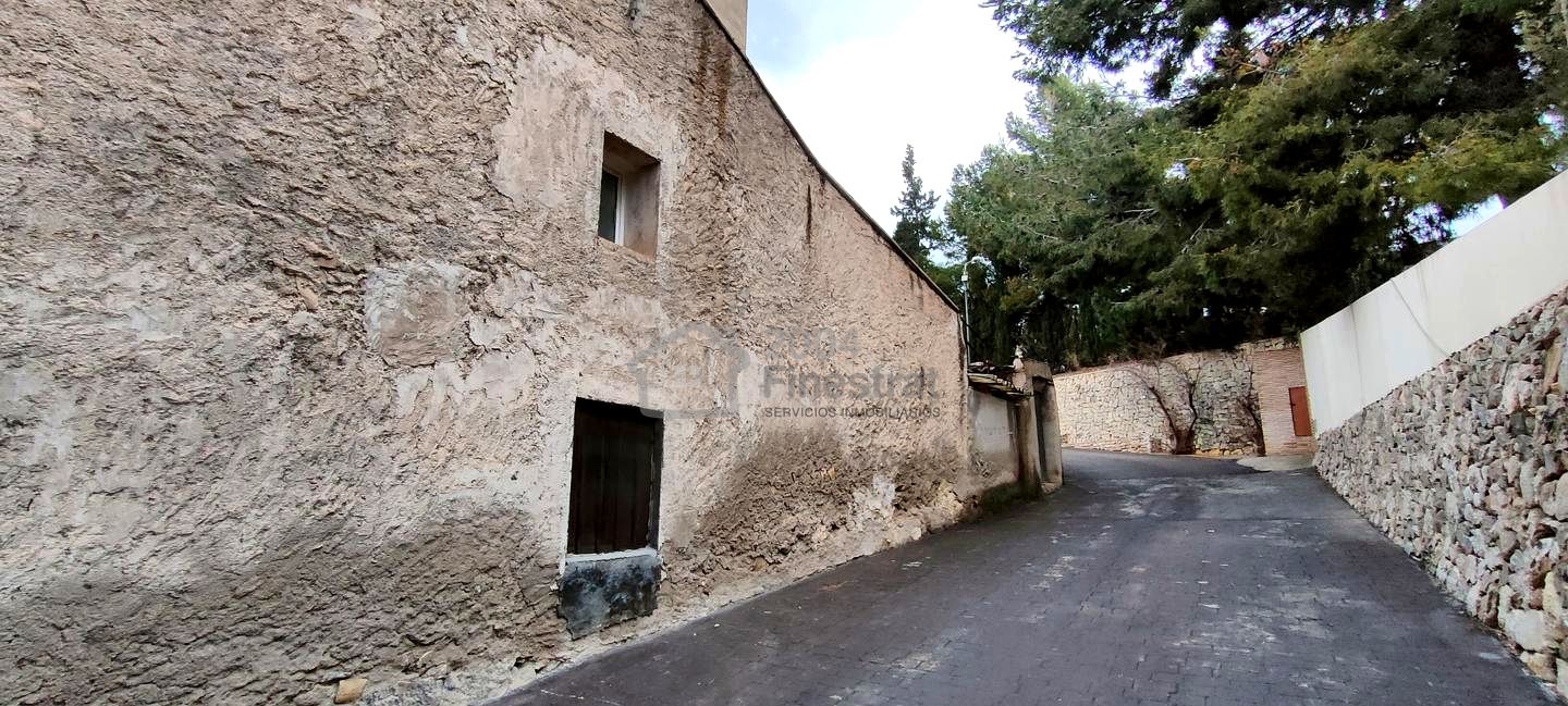 Villa in Jesús de Nazaré, Relleu, Alicante of 150 m2