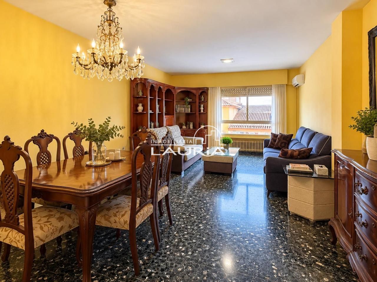 Piso en Calle del Hospital, Valencia, Valencia de 175 m2