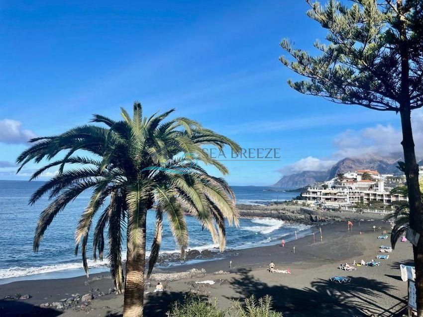 Terreno en Avenida Marítima Puerto de Santiago, Santiago del Teide, Santa Cruz de Tenerife de 3000 m2