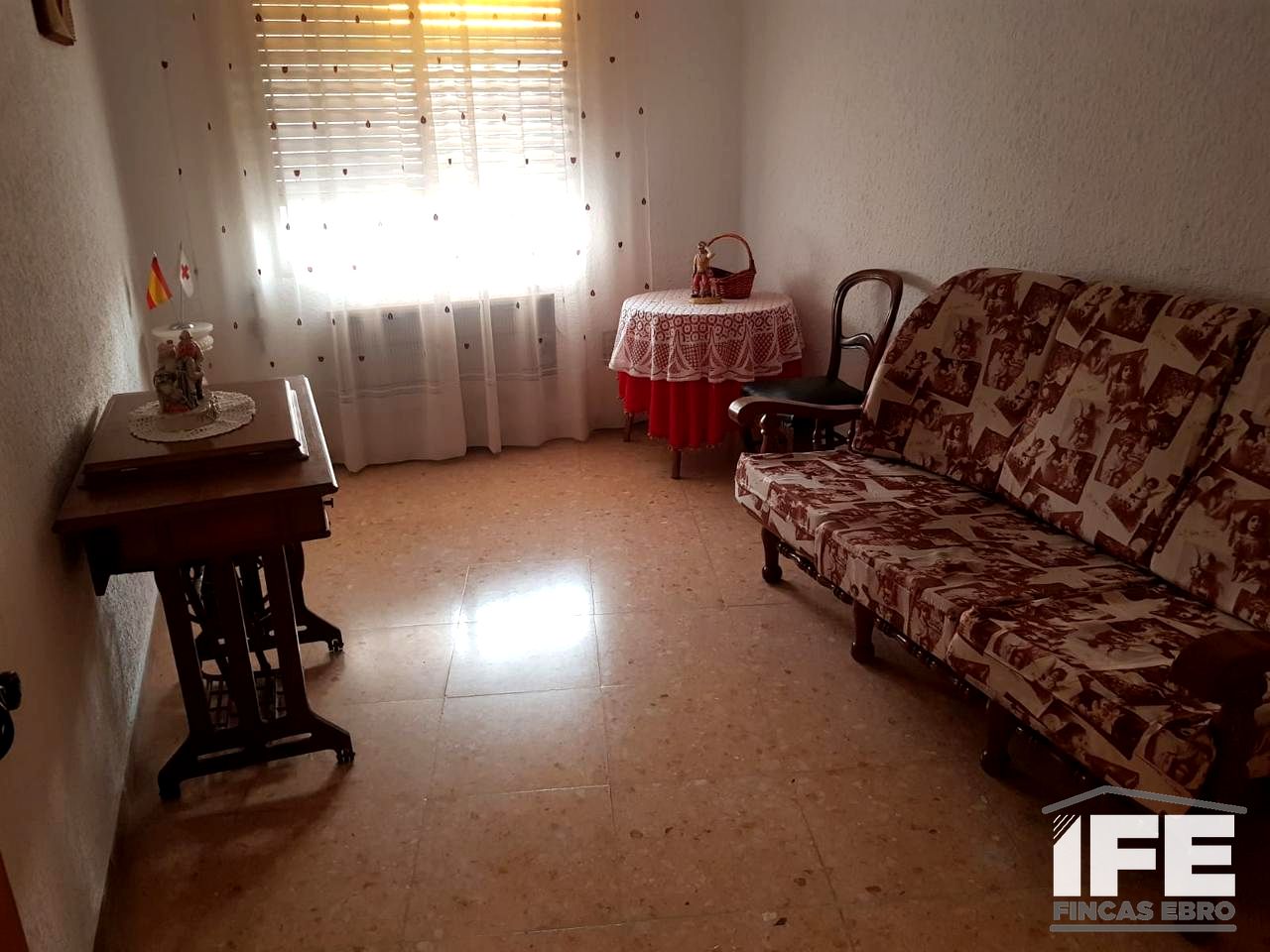 casas-adosadas en alagon ·  180000€