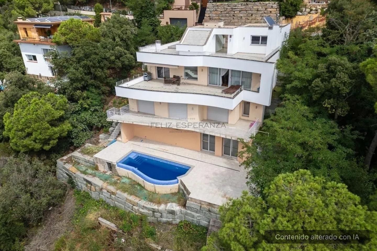Casa / chalet en Carrer Gènova, Lloret de Mar, Girona de 441 m2