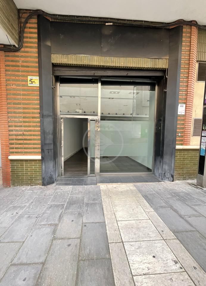Local en Avenida de Andalucía, Linares, Jaén de 70 m2