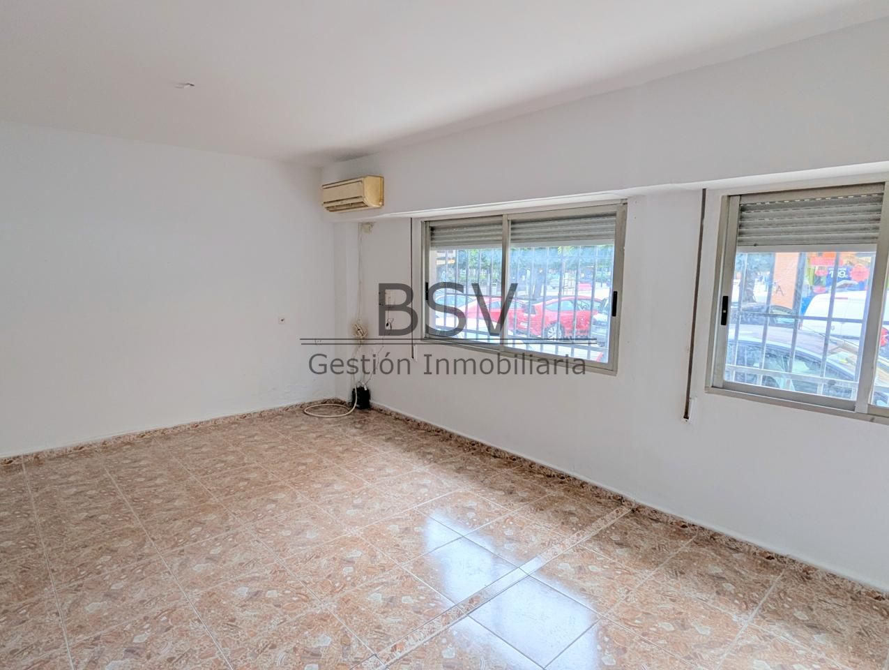 Piso en Carrer de l'Eliana 4, Torrent, Valencia de 81 m2