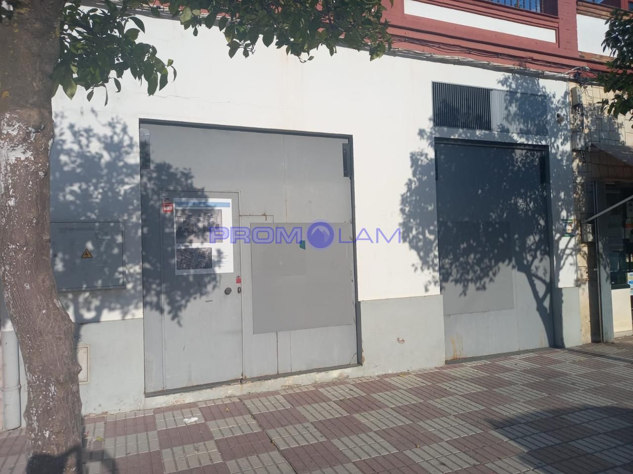 locales-comerciales en isla-mayor · avenida-rafael-beca-41140 63400€