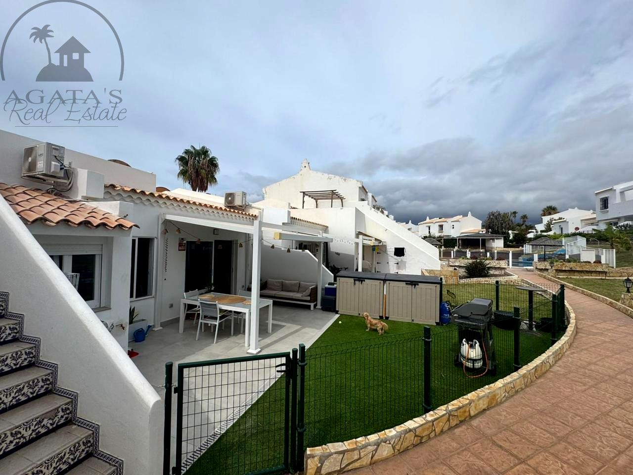 Bungalow en Av. Galvan Bello, GOLF DEL SUR, Santa Cruz de Tenerife de 136 m2