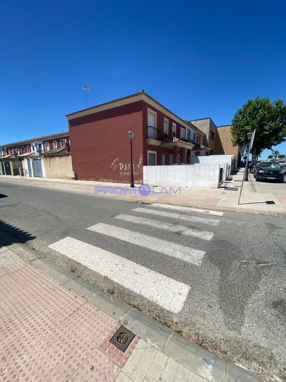 villas en pilas · calle-menendez-pidal-41840 95508€