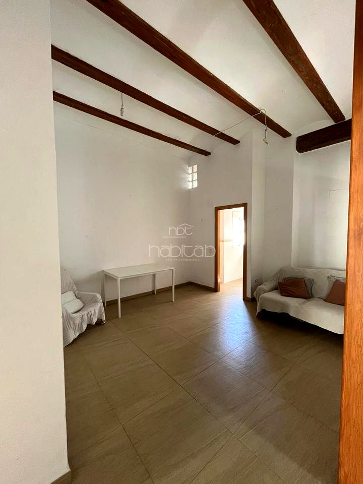 Piso en Carrer de Mossèn Femenia, València, Valencia de 84 m2