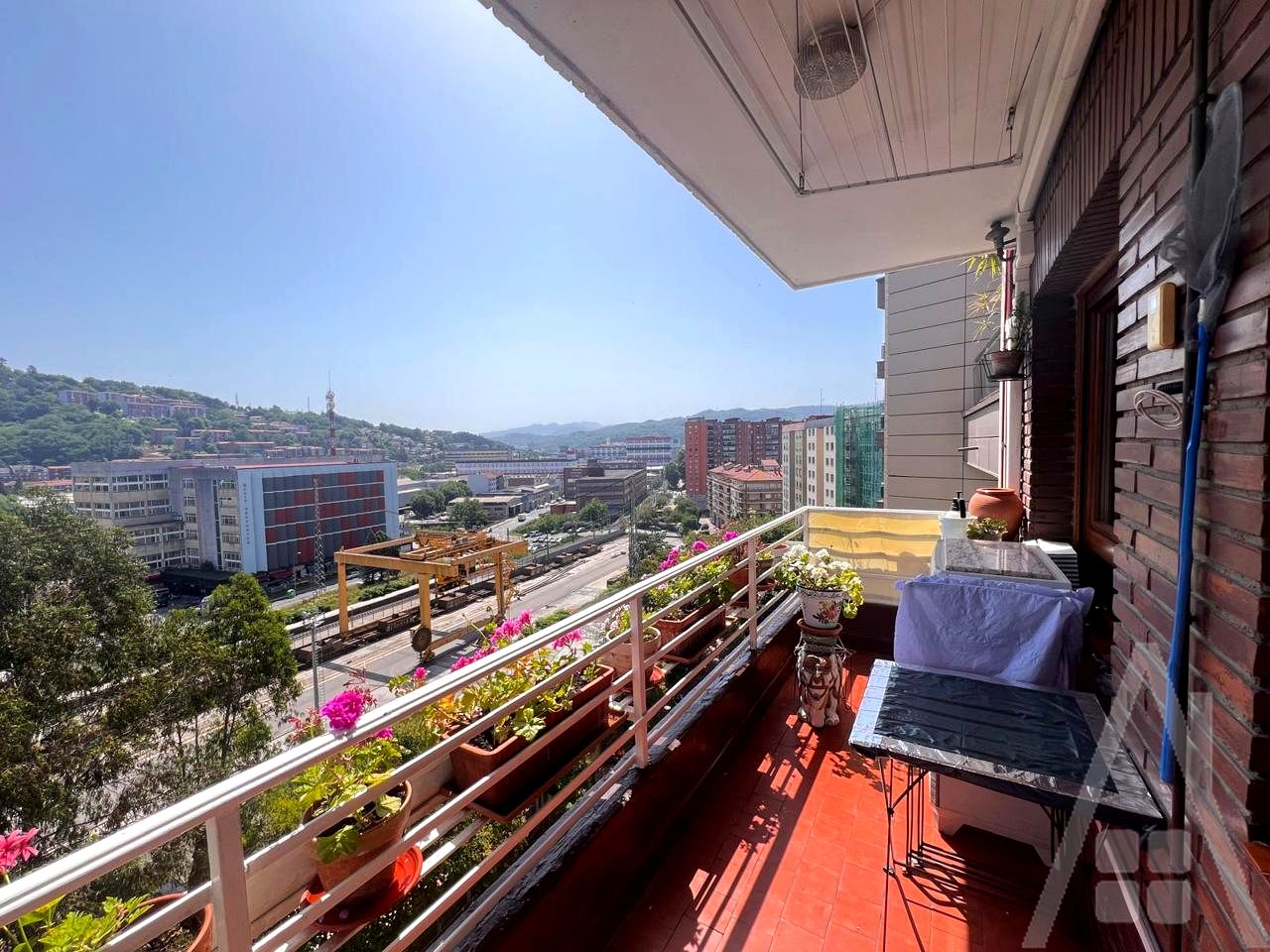 Piso en Kantabria, Basauri, Bizkaia de 79 m2
