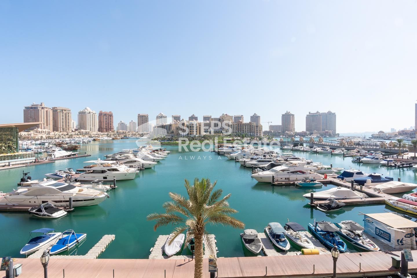 Flat in Pearl, Zone 66 of 132 m2