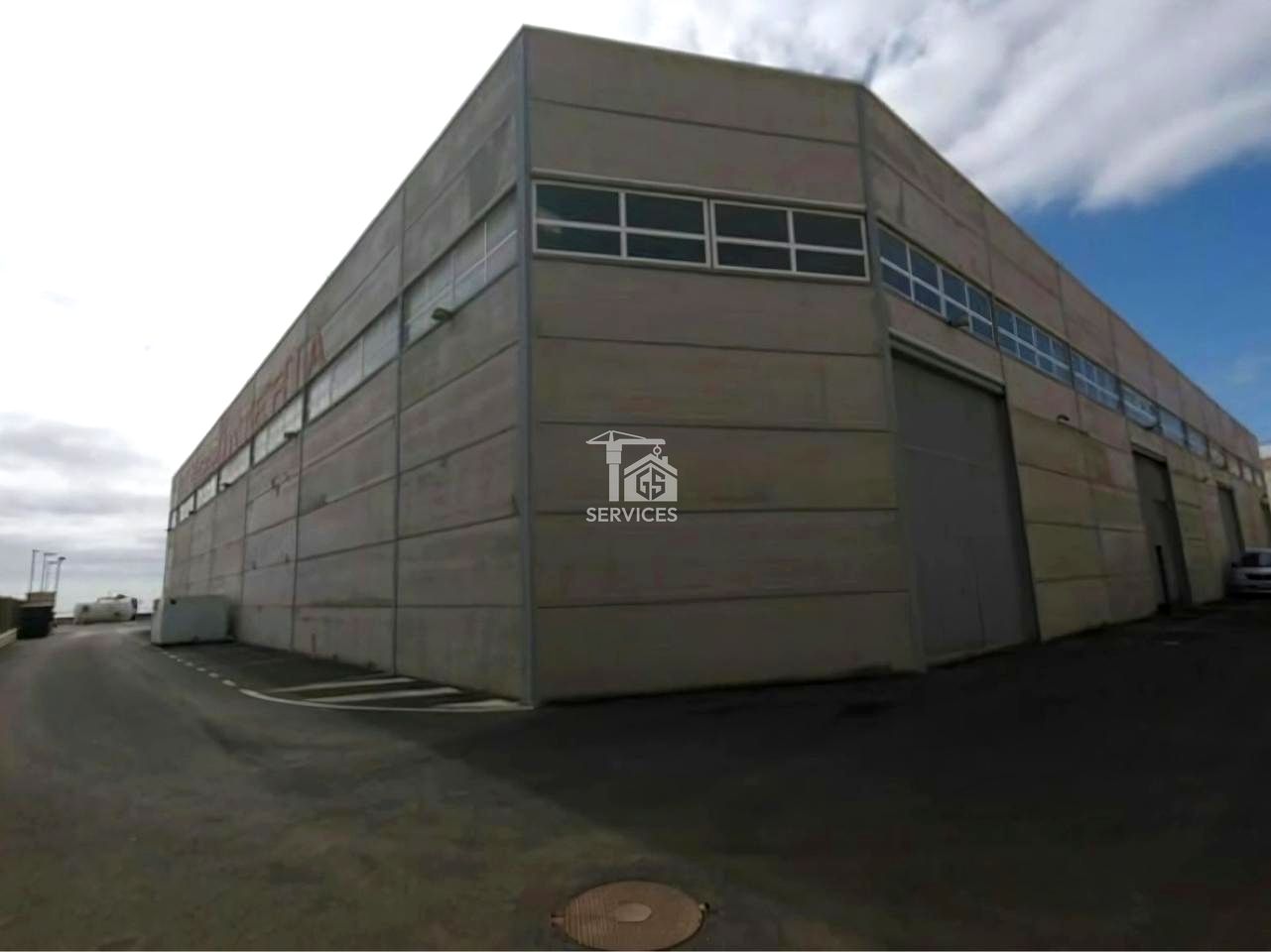 industrial-building en granadilla · la-carrera-1-38619 5500000€