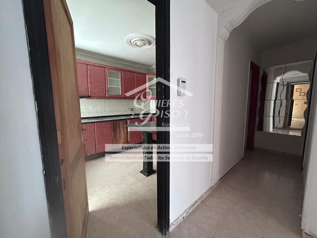 Piso en Calle Taburiente, Vecindario, Las Palmas de 100 m2