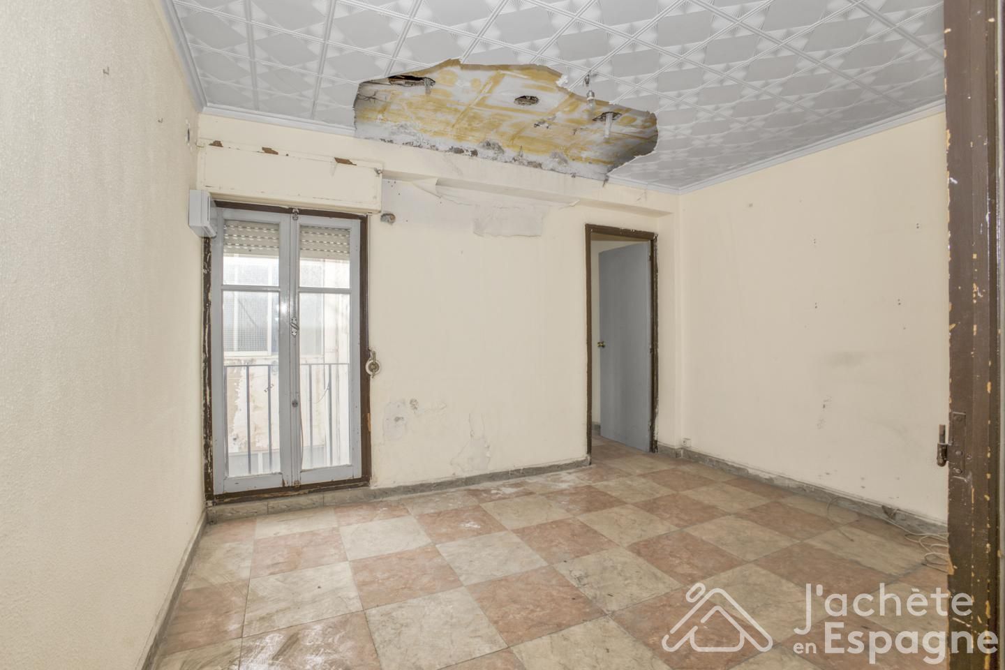 Flat in Carrer Aragó, Elda, Alicante of 86 m2