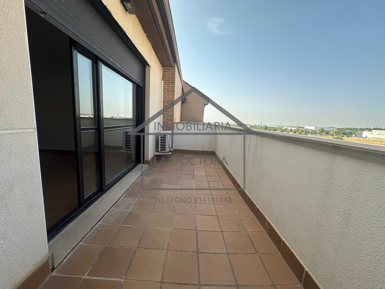 Piso en Avenida del Arroyo Juncal, Navalcarnero, Madrid de 79 m2