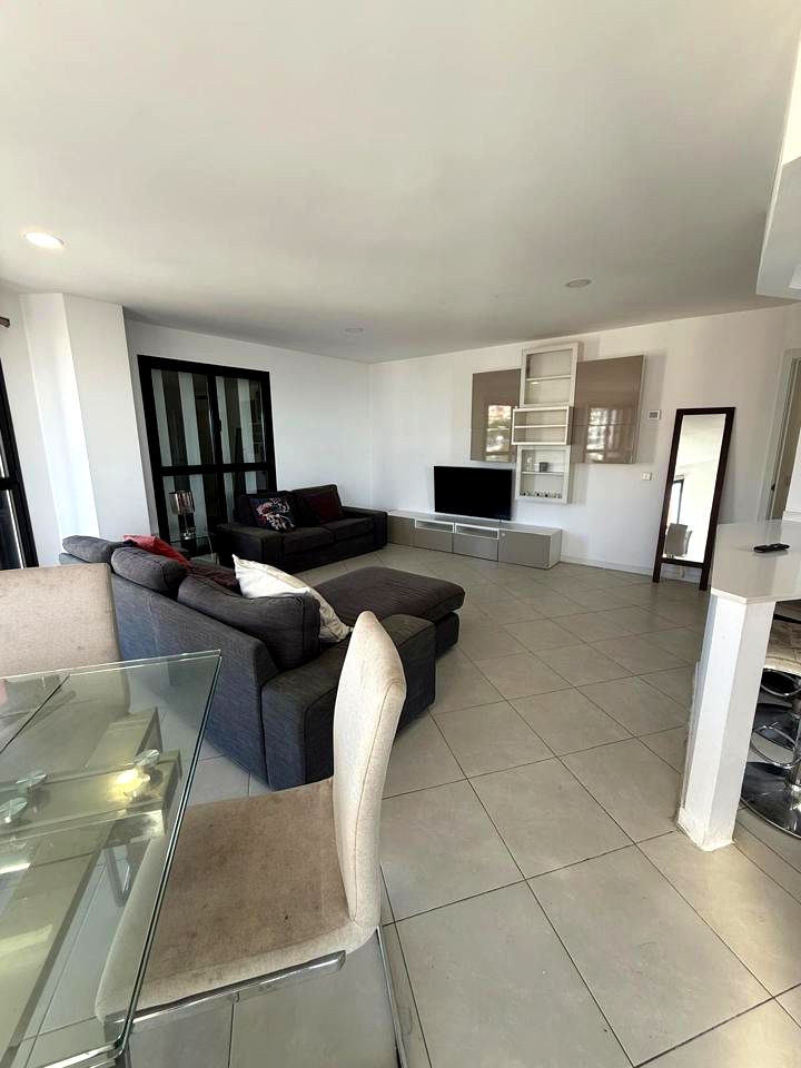 Piso en Calle Álvaro Rodríguez López, Santa Cruz de Tenerife, Santa Cruz de Tenerife de 165 m2