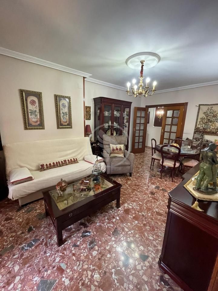 Flat in Calle Pintor el Greco, Linares, Jaén of 115 m2