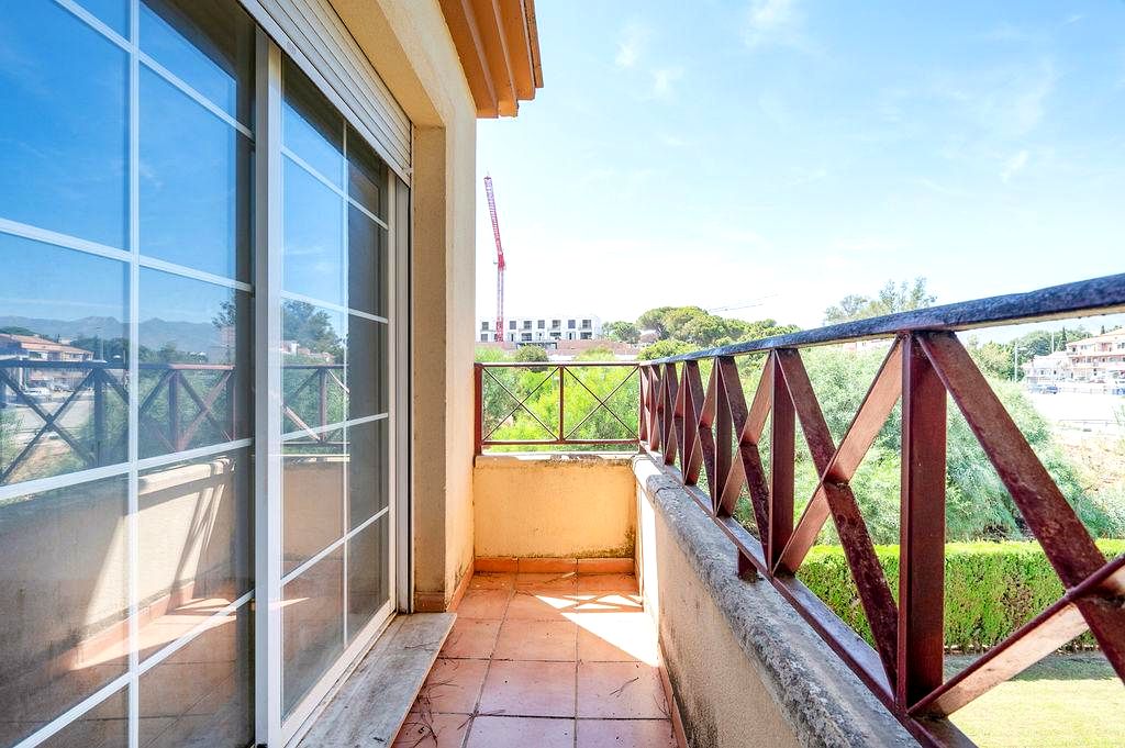 Piso en Calle Carril del Relojero, Marbella, Málaga de 103 m2
