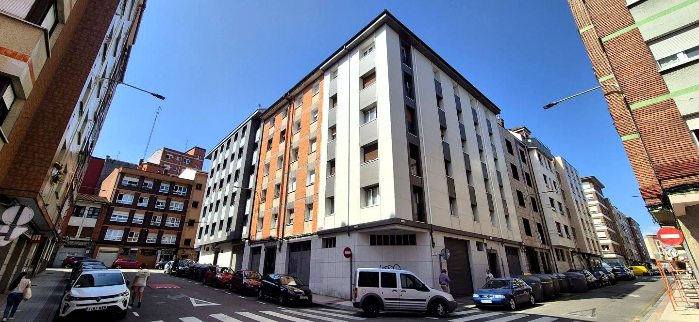 Local en Calle Peñalba 36, Gijón, Asturias de 350 m2