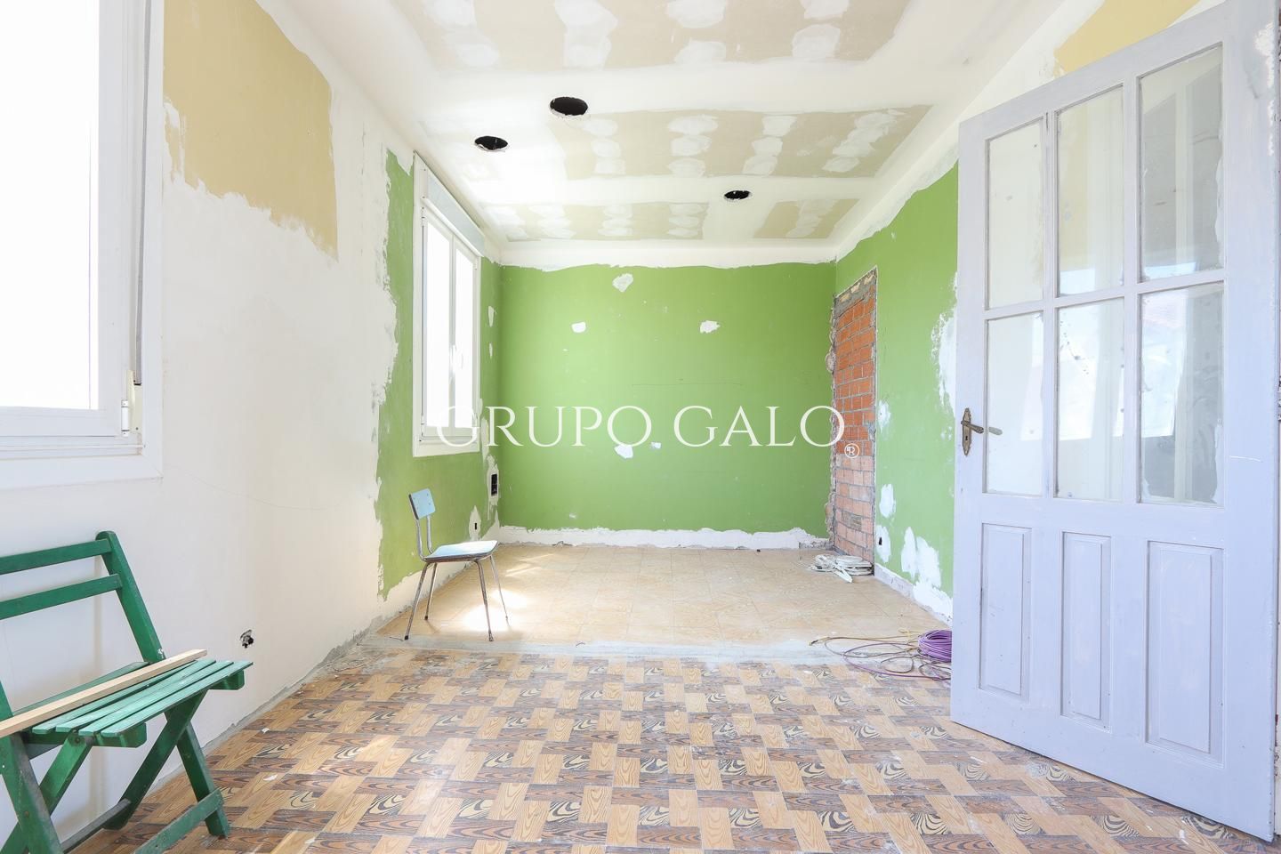 Casa / chalet en Rúa Revolta, Vigo, Pontevedra de 526 m2