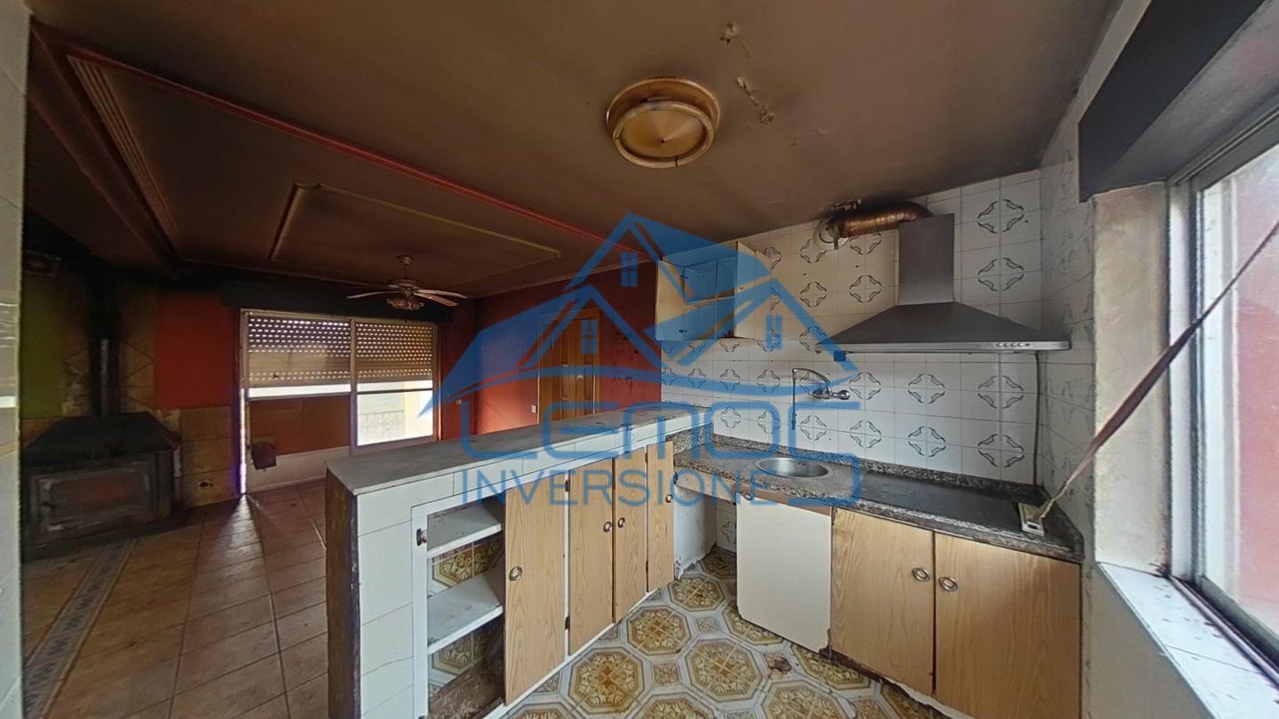 Casa / chalet en Avenida Asturias, La Utrera, León de 200 m2