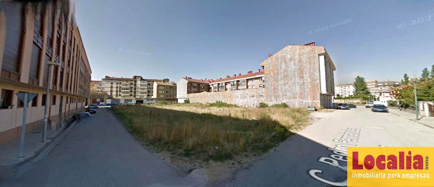 Land in Calle Pedro Fernández de Velasco, Medina de Pomar, Burgos of 1057 m2