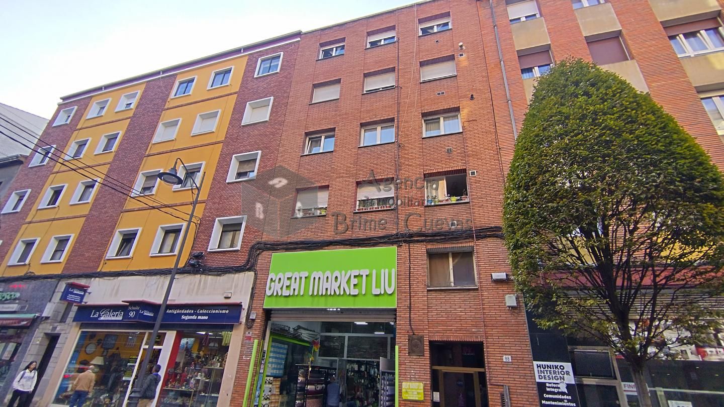 Piso en Avenida Schulz, Gijón, Asturias de 72 m2