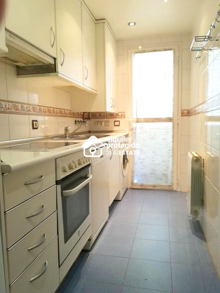 pisos en madrid · calle-secoya-28044 345000€