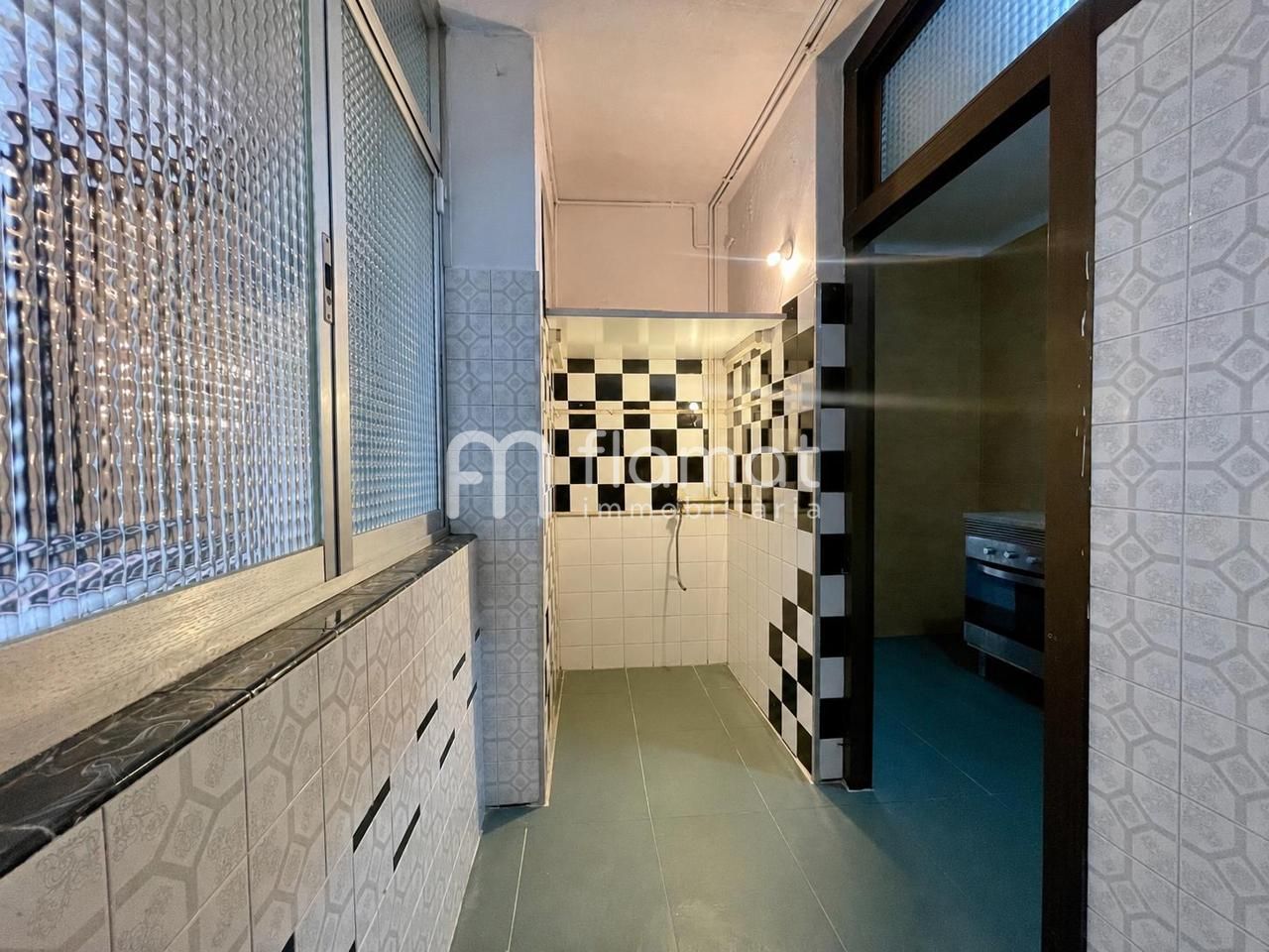 pisos en barcelona · carrer-dels-ferrocarrils-catalans-08038 265000€