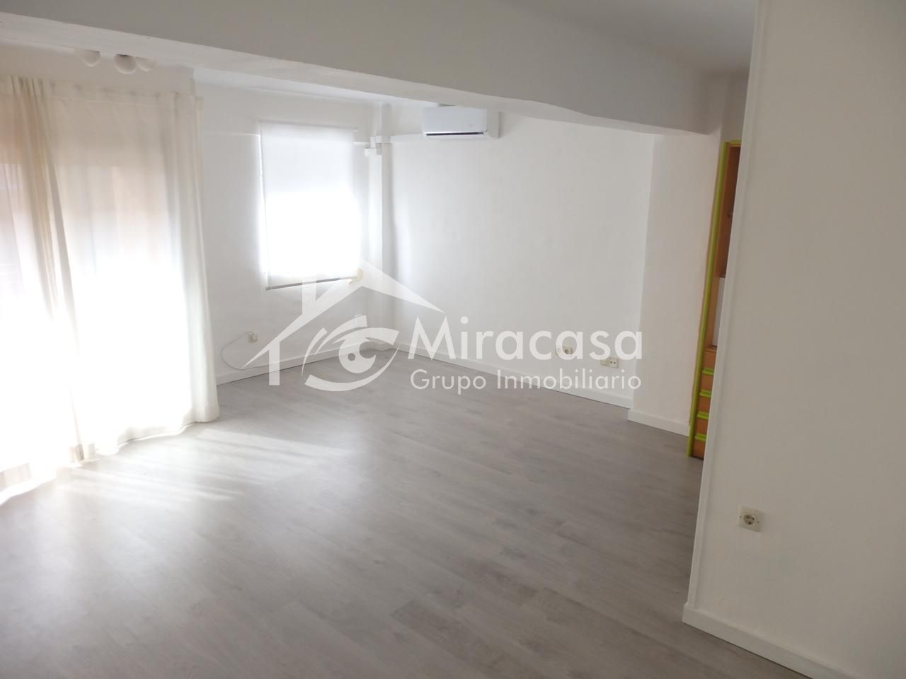 Piso en Calle de Valleguerra, Madrid, Madrid de 63 m2