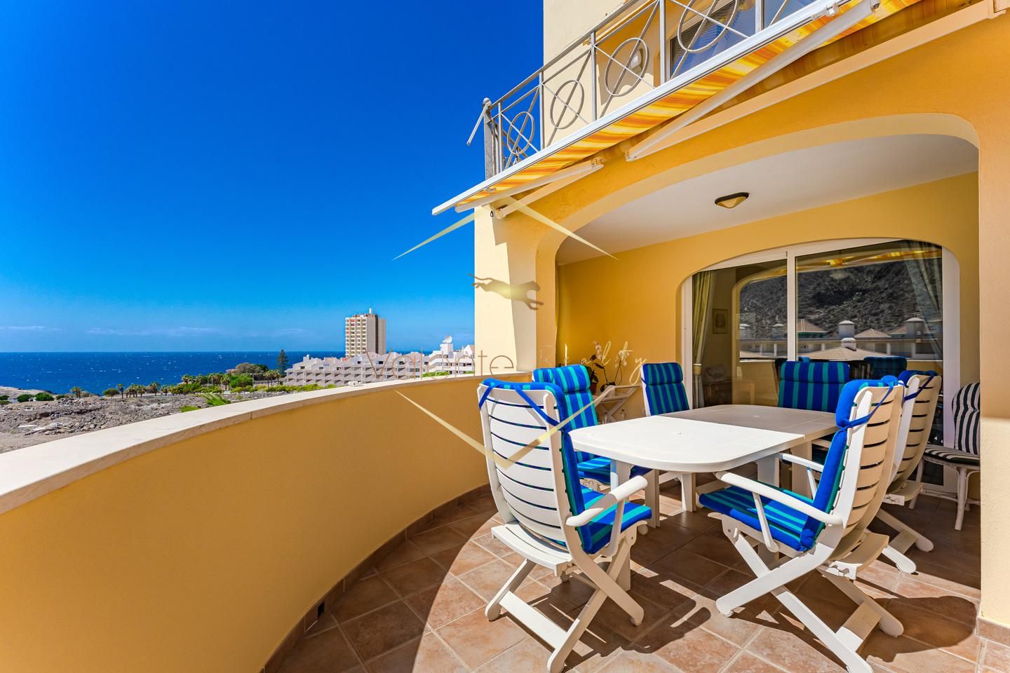 Piso en Calle Falúa, Los Cristianos, Santa Cruz de Tenerife de 57 m2
