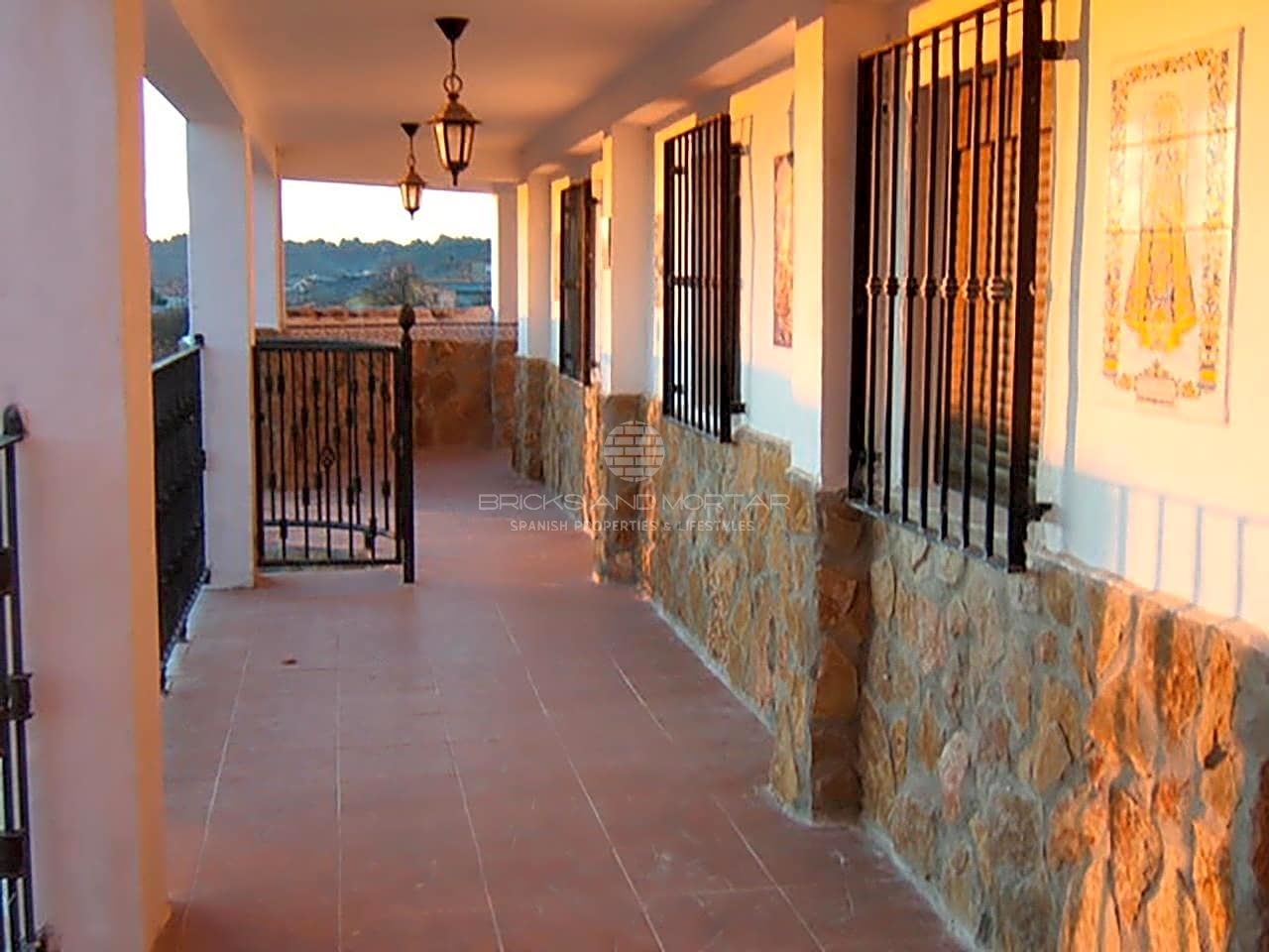 | Casa / Chalet en venta en Requena de 300 m2