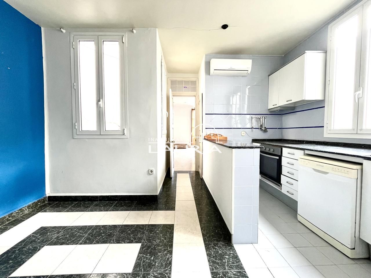 Piso en calle Jativa, valencia, Valencia de 80 m2