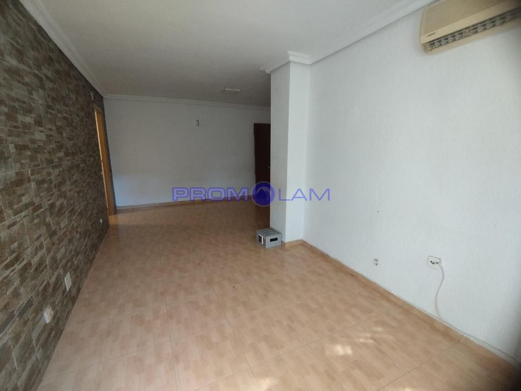 pisos en sevilla · calle-mar-tirreno-41015 169000€