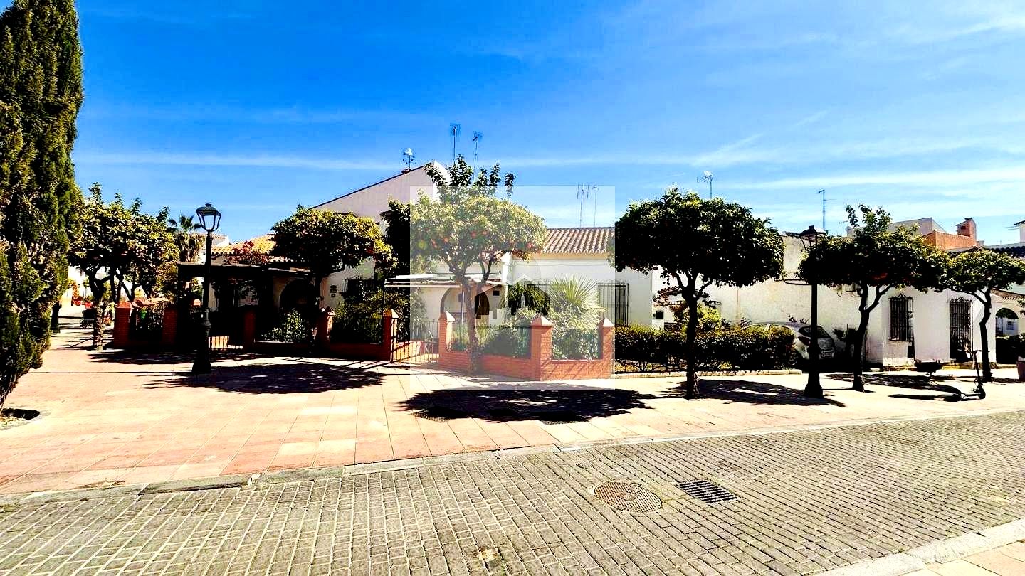 Casa / chalet en Calle San Juan, Estepona, Málaga de 232 m2