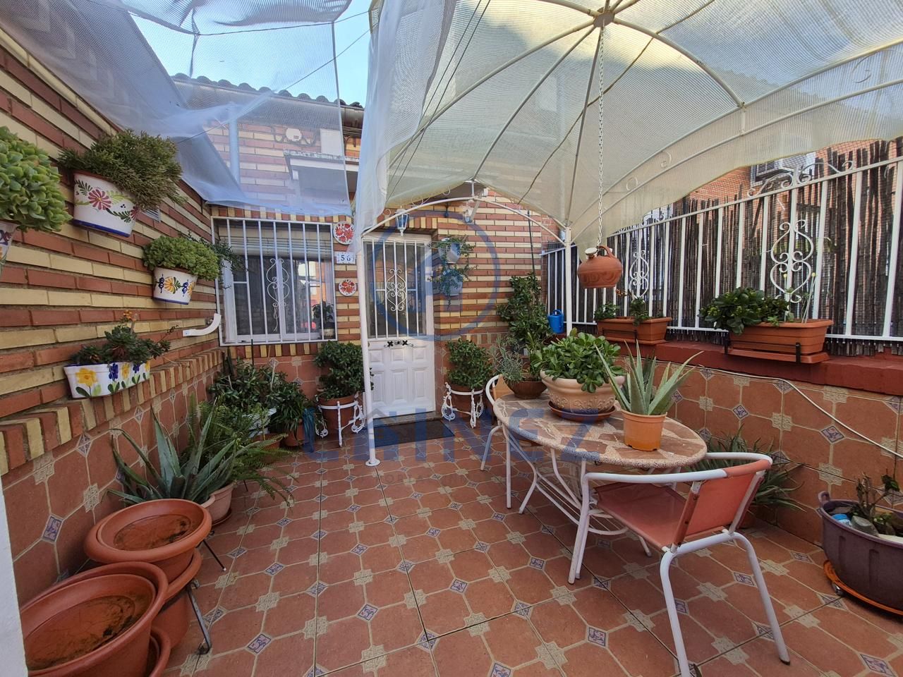 El icónico 'hotel de los toreros' de Madrid cierra y pone a la venta sus  muebles a precios reducidos, image size:1280x960