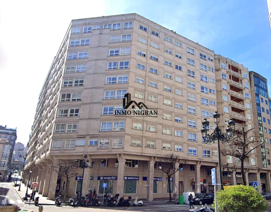 Piso en Rúa da República Arxentina, Vigo, Pontevedra de 212 m2