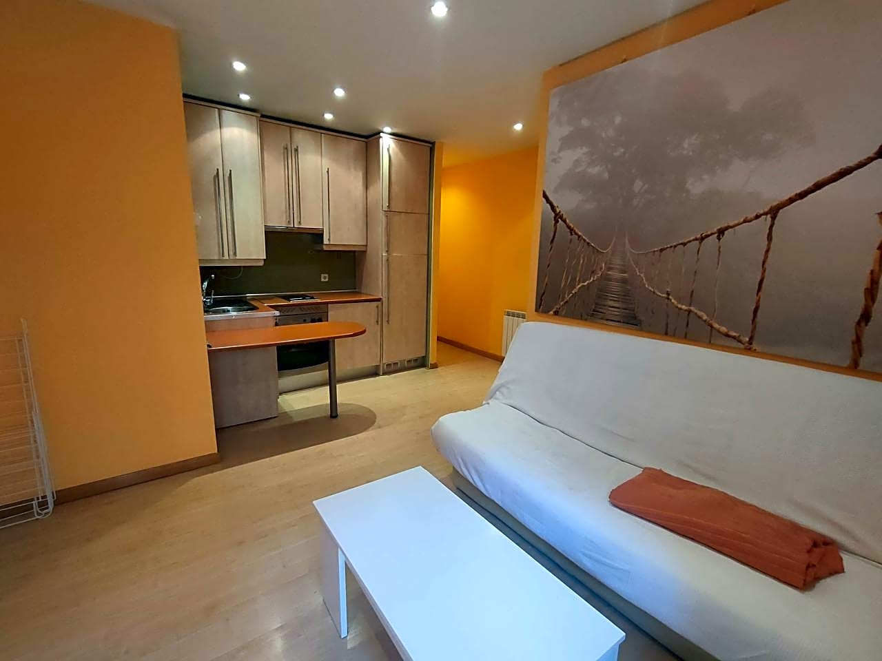 pisos en madrid · calle-carolinas-28039 €
