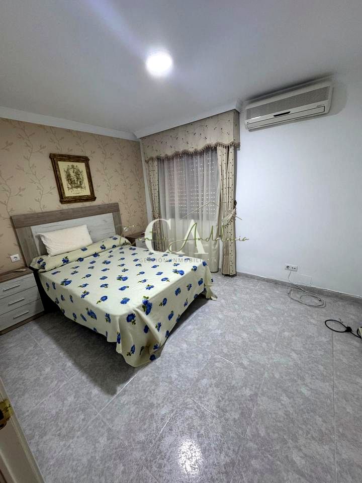 Piso en Avenida de la Estación, Puente Genil, Córdoba de 80 m2