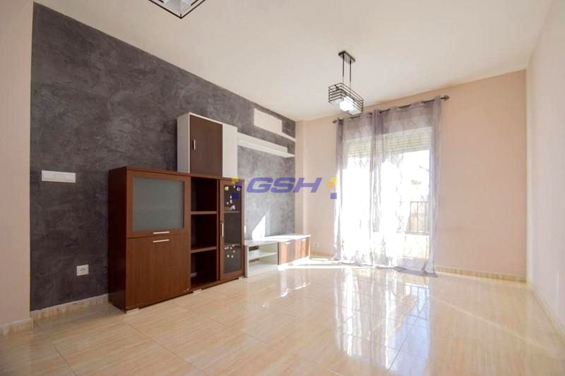 Piso en Calle Isla Madeira, Las Gabias, Granada de 78 m2