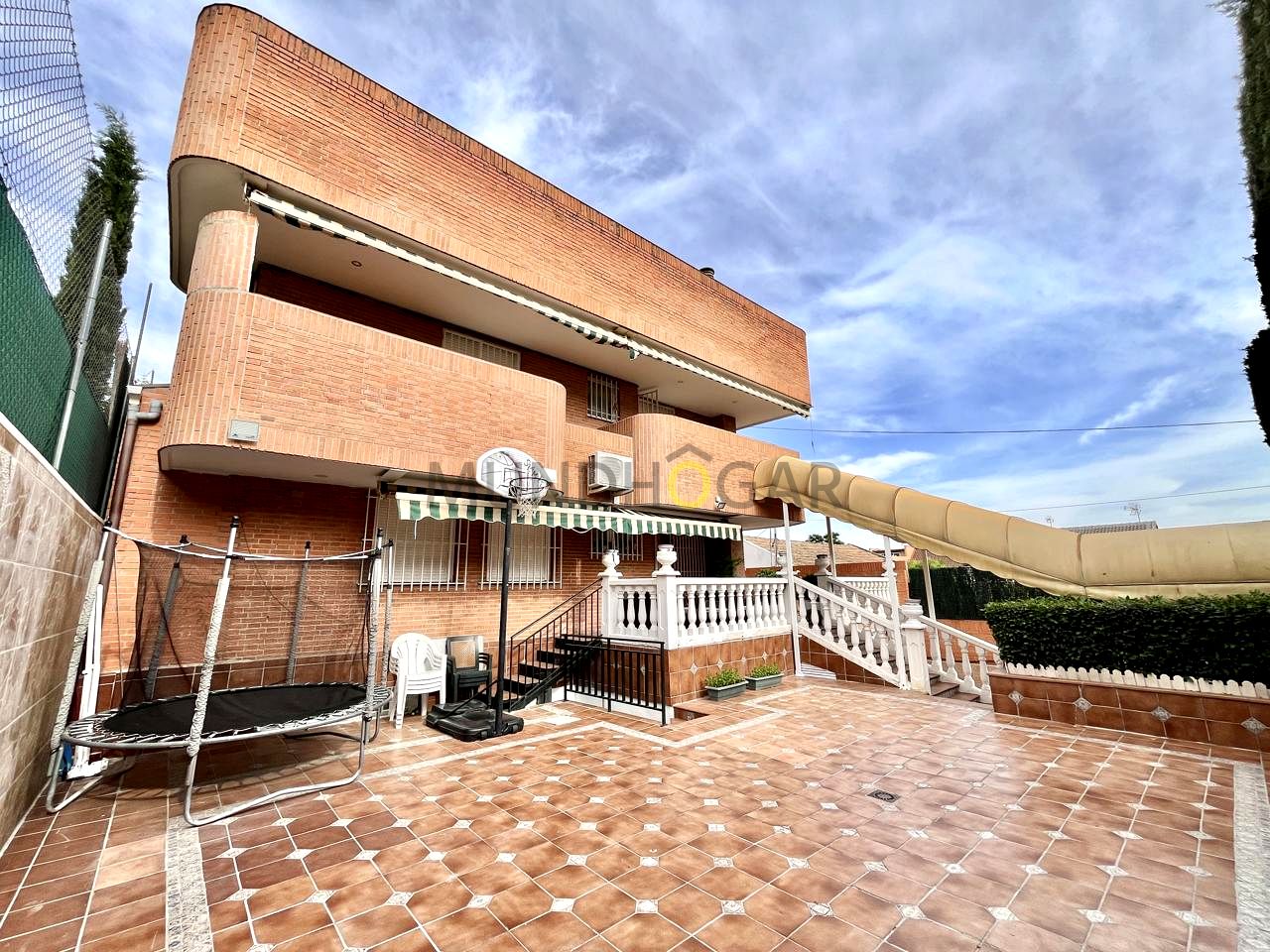Villa in Calle Barberán, Madrid, Madrid of 300 m2