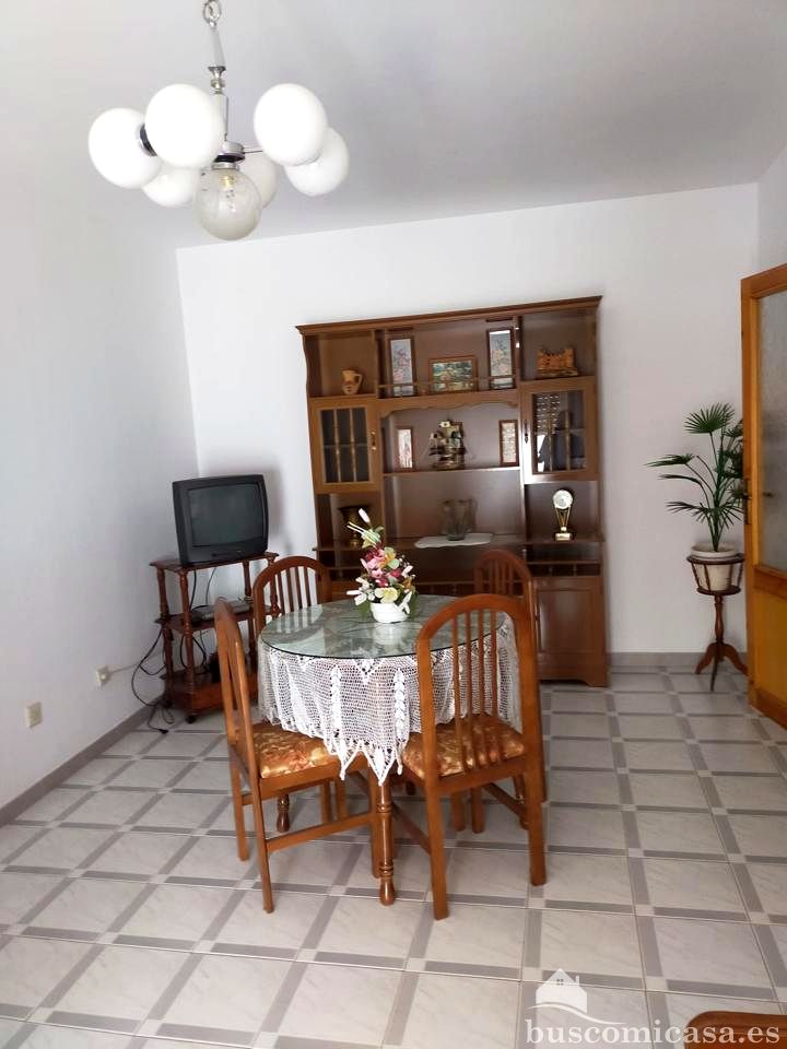 Piso en Calle Iglesia, Huelma, Jaén de 87 m2