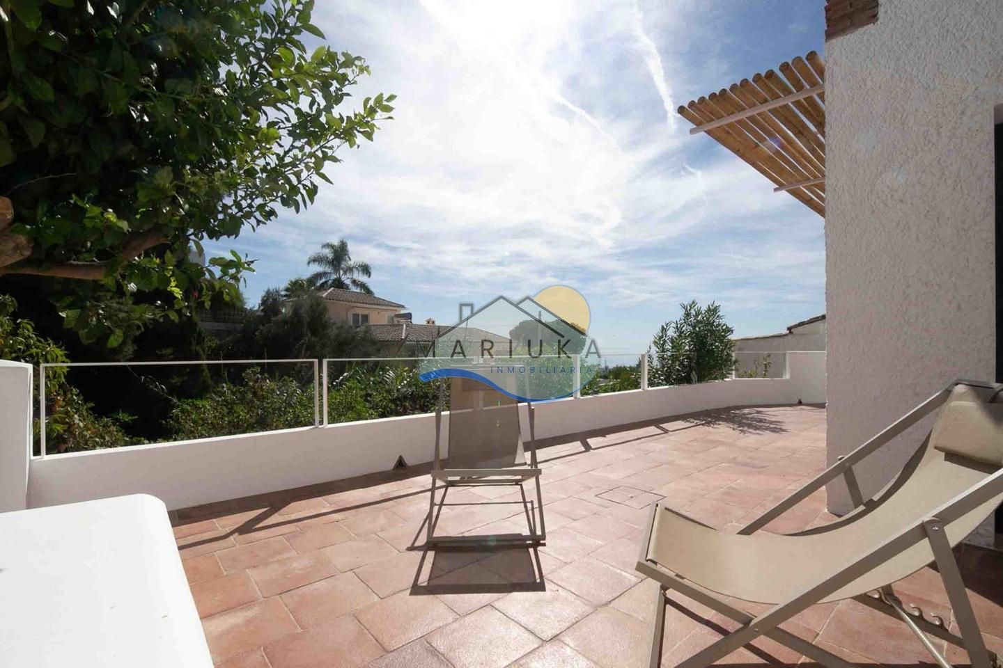 Piso en Calle Mijardin, Benalmádena, Málaga de 81 m2