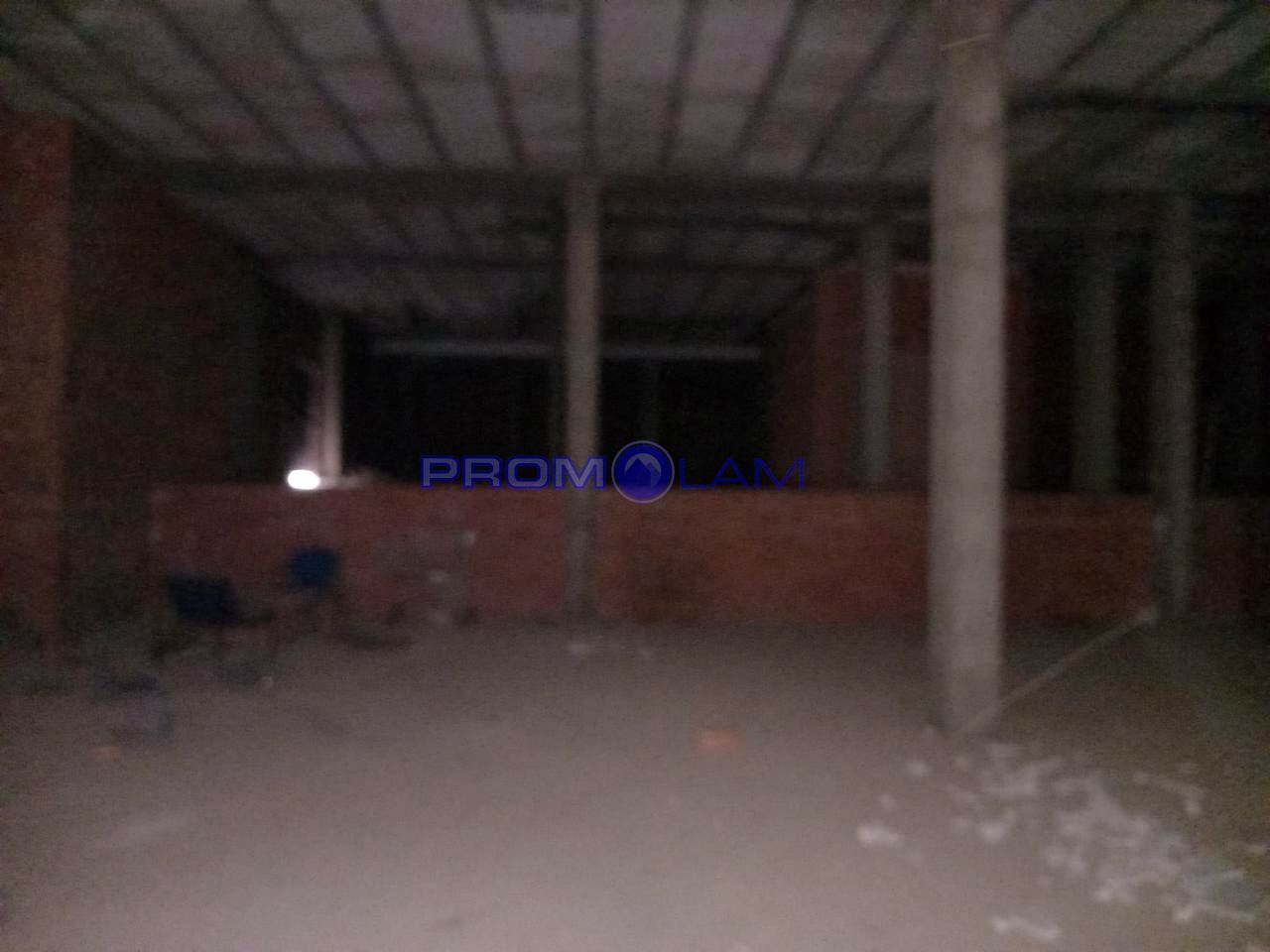 locales-comerciales en mairena-del-aljarafe · none 349000€